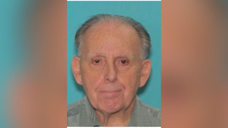 A silver alert has been issued for a missing elderly man from Lexington, Missouri.