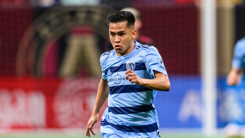 Sporting Kansas City midfielder Felipe Hernández (21) during the second half of an MLS soccer...