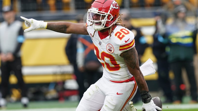 Kansas City Chiefs safety Justin Reid (20) celebrates his interception off Pittsburgh Steelers...