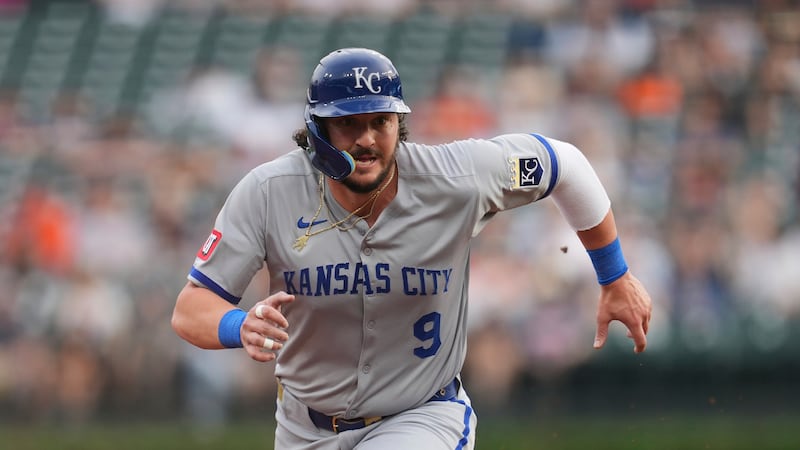 Kansas City Royals' Vinnie Pasquantino advances to third base against the Detroit Tigers in...