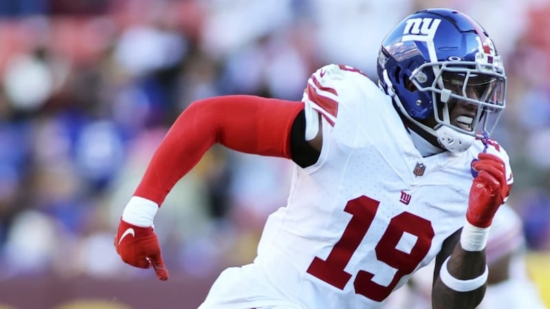 FILE - New York Giants safety Isaiah Simmons (19) runs during an NFL football game against the...