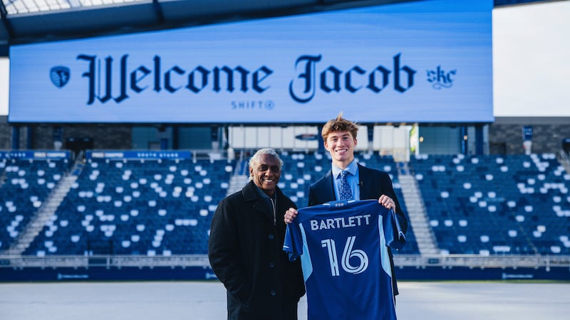 Jacob Bartlett, a 19-year-old midfielder, signed a three-year MLS contract with Sporting KC.